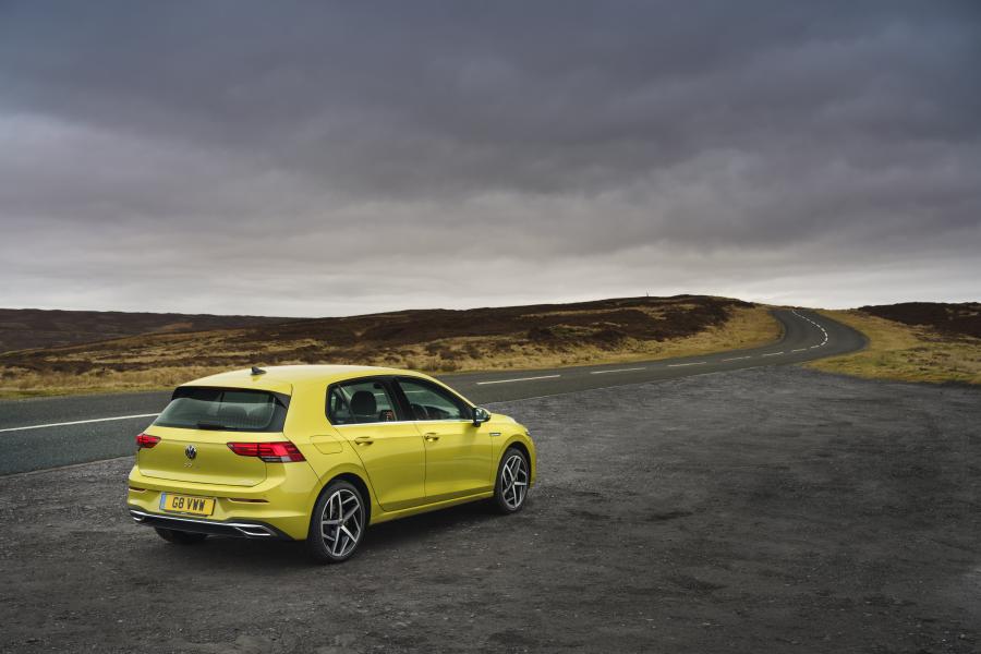  Volkswagen Golf Style 2020 года  (UK) (фото 25 из 40)
